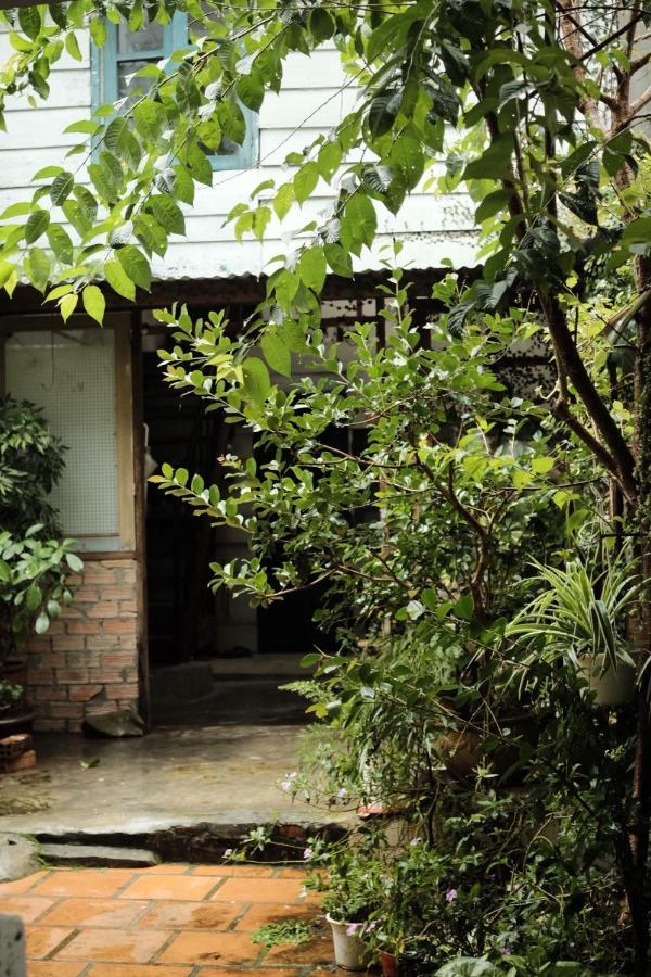 Len'S Hostel Da Lat Exterior photo